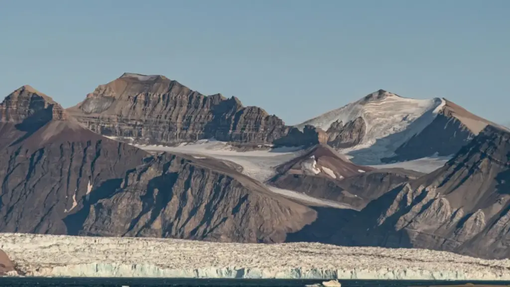 Mpontuo a ɛfa sɛnea Ghana creators betumi akɔ US brands wɔ OnlyFans so abɛreview trending products—practical steps, outreach templates, ne VPN tip.