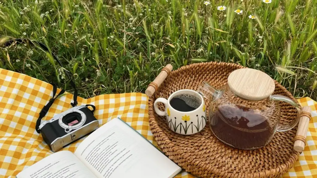 Mpɛsɛ wo yɛ creator wɔ Ghana a, na wopɛ sɛ wopɛ Mexico brands wɔ Snapchat ma productivity guides? Ma mekyerɛ wo step-by-step, local tactics, ne examples a wobɛtumi de afrɛ brands.