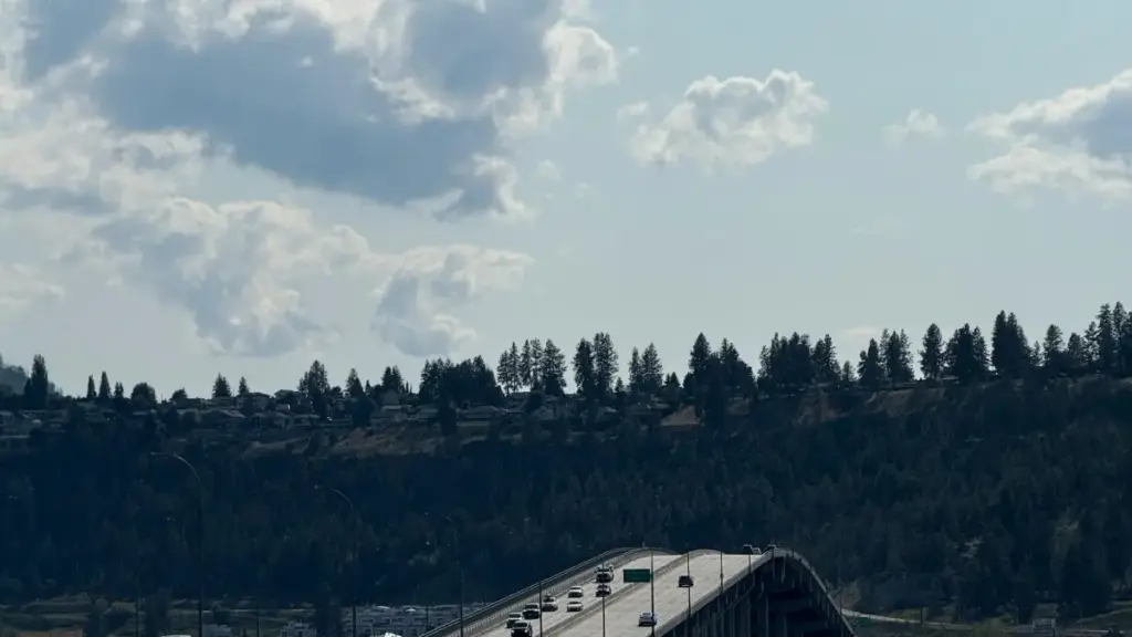 Kɔfa Costa Rica WhatsApp creators ma giveaway campaigns — praktikal tips, platform contrast, na MaTitie VPN tip ma Ghana advertisers.