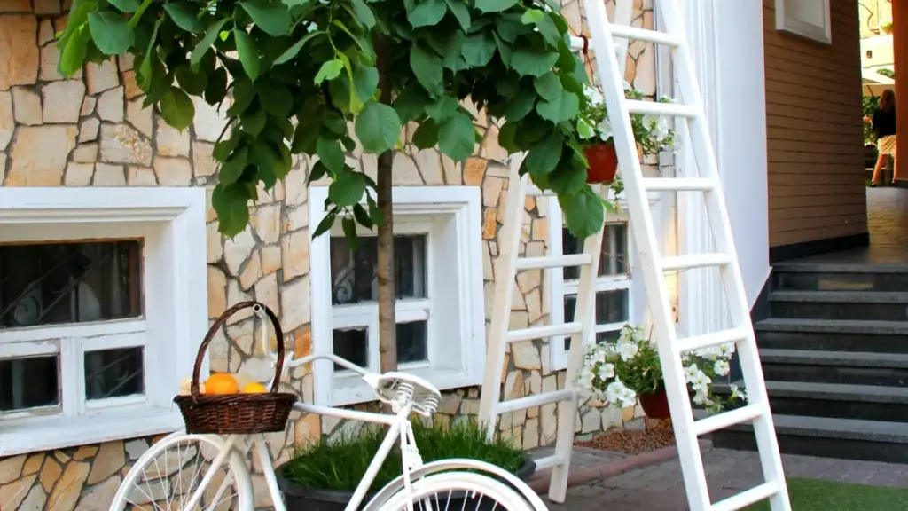 Mpɛnsɛmpɛnsɛn kɔkɔbɔ ma Ghana advertisers: akwankyerɛ tiaa ne tools a wobɛfa so ahunu Puerto Rico Apple Music creators ma seasonal deals.