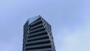 Sɛ wopɛ Germany LinkedIn creators a wobɛka wɔn ho ama event vlogs, ha na wubenya wɔn a wodi business, branding, ne real-life content no ho dwuma pɛpɛɛpɛ.